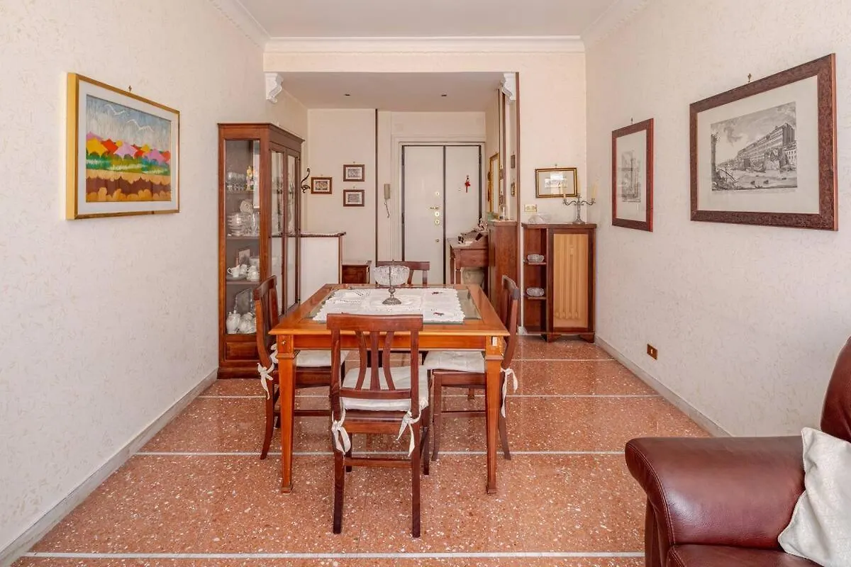 A Casa Di Stefania Apartment Rome Homestay