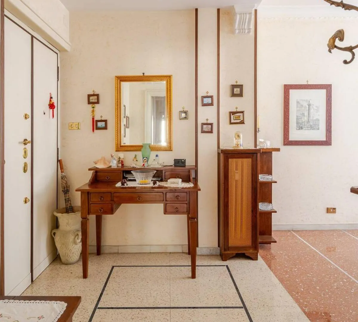 A Casa Di Stefania Apartment Rome Homestay