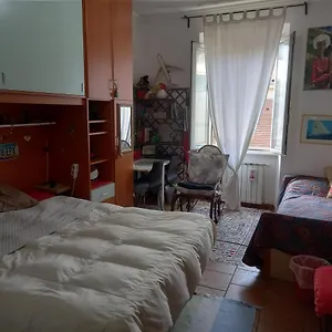Piazza Bologna Via Stamira 74 Interno 12 Vita Felice Alloggio in famiglia